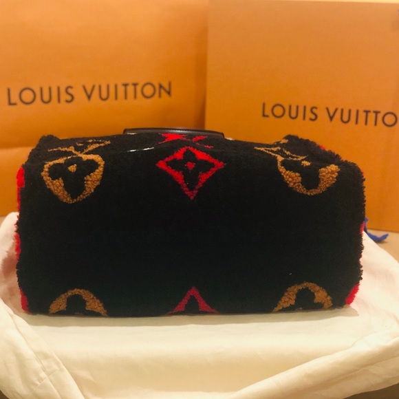 SOLD TEDDY ONTHEGO GIANT MONOGRAM *LIMITED-EDITION - Picture 5 of 13